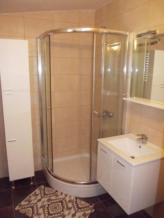 Apartmani Juliska Pirovac Exteriér fotografie